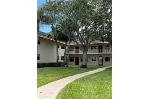 47 Vista Gardens Trail 103 Vero Beach, FL 32962 Sold 05/31/23