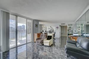 18041  Biscayne Boulevard   404-4, Aventura, FL 33160 Sold 05/26/23
