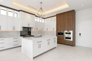 3831 NE 24th Avenue, Lighthouse Point, FL 33064 Sold 09/29/23