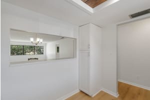 400  18th Street   J8, Vero Beach, FL 32960 Sold 09/22/23