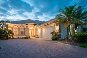 4636 Nw Wandering Oak Court Jensen Beach, FL 34957 Sold 05/26/23