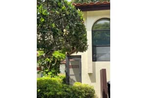 10787 Palm Lake Avenue 201, Boynton Beach, FL 33437 Sold 04/05/24