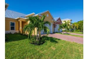 2015  Bridgepointe Circle   108, Vero Beach, FL 32967 Sold 10/27/23