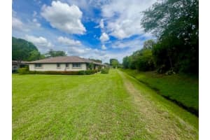 4716 Robinwood Terrace B Boynton Beach, FL 33436 Sold 05/31/23
