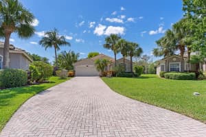 1004 SE Westminister Place, Stuart, FL 34997 Sold 06/06/23