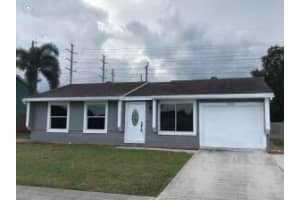 1068 Grandview Circle Royal Palm Beach, FL 33411 Sold 06/30/23