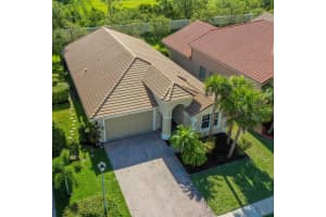 792 Bent Creek Drive Fort Pierce, FL 34947 Sold 06/20/23