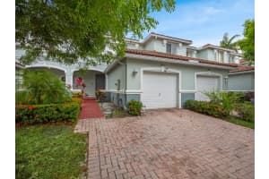2227 Oakmont Drive Riviera Beach, FL 33404 Sold 06/27/23