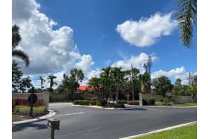 6001 Forest Villas Circle Fort Myers, FL 33908 Sold 09/28/23