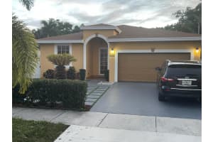 4536 Sw 25 Street, West Park