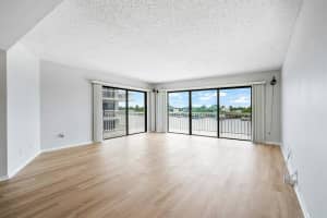 3501 S Ocean Boulevard 304, South Palm Beach, FL 33480 Sold 04/23/24