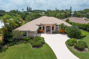11942 SE Tiffany Way, Tequesta, FL 33469 Sold 11/28/23
