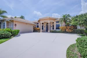 11942 SE Tiffany Way, Tequesta, FL 33469 Sold 11/28/23