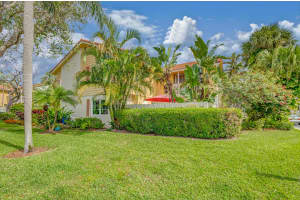 222  Seabreeze Circle, Jupiter, FL 33477 Sold 06/06/23