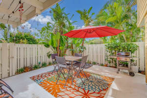 222  Seabreeze Circle, Jupiter, FL 33477 Sold 06/06/23