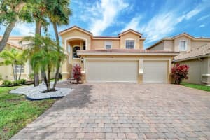 7043  Via Leonardo, Lake Worth Beach, FL 33467 Sold 07/31/23
