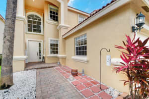 7043  Via Leonardo, Lake Worth Beach, FL 33467 Sold 07/31/23