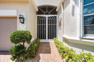7679 New Holland Way Boynton Beach, FL 33437 Sold 06/09/23