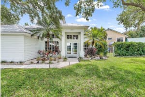10411 Se Jupiter Narrows Drive Hobe Sound, FL 33455 Sold 06/28/23