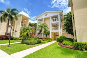 8 Colonial Club Drive 302 Boynton Beach, FL 33435 Sold 05/30/23