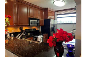 110 Lake Emerald Dr, Oakland Park, FL 33309, Sold 05/26/23