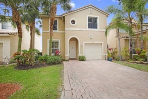 4431 Lake Lucerne Circle West Palm Beach, FL 33409 Sold 05/31/23