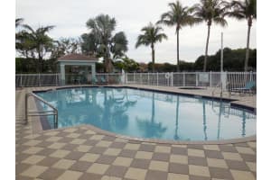 MLS# R10885016, Riviera Beach, Florida 33404