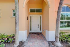 145  Magnolia Way, Tequesta, FL 33469 Sold 05/22/23