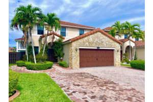 1008 Nw 99th Avenue 1008 Miami, FL 33172 Sold 06/21/23