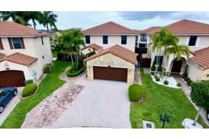 1008 Nw 99th Avenue 1008 Miami, FL 33172 Sold 06/21/23