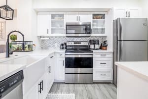 7824 Sonoma Springs Circle 304 Lake Worth, FL 33463 Sold 06/09/23