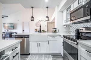 7824 Sonoma Springs Circle 304 Lake Worth, FL 33463 Sold 06/09/23