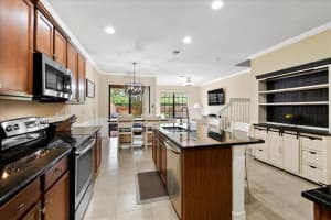 10480 Wellington Parc Drive Wellington, FL 33449 Sold 06/14/23