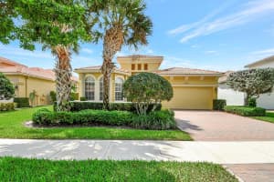 9150  Via Elegante, Wellington, FL 33411 Sold 09/06/23