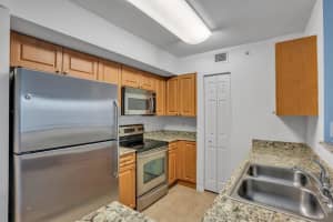 6753  Heritage Grande    4306 Boynton Beach, FL 33437 Sold 05/23/23