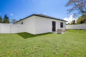 3855 Ocala Road Lake Worth, FL 33462 Sold 05/05/23