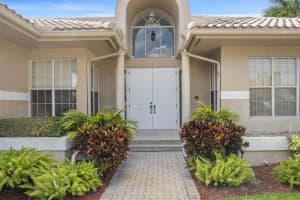 10253 Shireoaks Lane Boca Raton, FL 33498 Sold 06/02/23