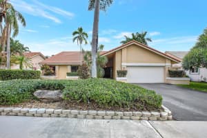 260 NW 108th Avenue, Plantation, FL 33324 Sold 07/31/23
