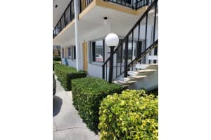 2920 Lake Osborne Drive 111, Lake Worth Beach, FL 33461 Sold 10/11/23