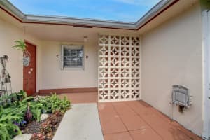 4775 Nw 3rd Court D, Delray Beach, Fl 33445 Delray Beach, FL 33445 Sold 06/20/23