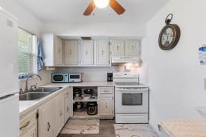 700  Lori Drive   204, Palm Springs, FL 33461 Sold 12/06/23