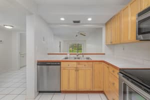 10044 S Ocean Drive   105, Jensen Beach, FL 34957 Sold 09/14/23