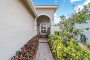 10573  Galleria Street, Wellington, FL 33414 Sold 09/27/23