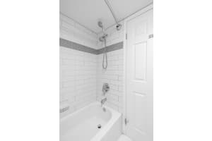 1440 N Lawnwood Circle 22a Fort Pierce, FL 34950 Sold 06/16/23