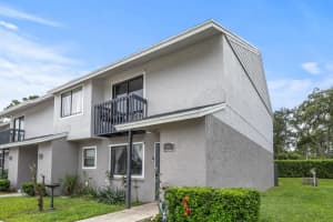 901 Riverside Drive, Greenacres, Fl 33463 Green Acres, FL 33463 Sold 06/14/23