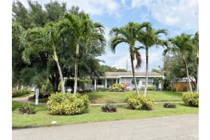 1328 Lake Victoria Drive Lake Worth, FL 33461 Sold 05/26/23