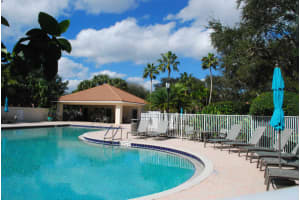 205 E Tall Oaks Circle, Palm Beach Gardens, FL 33410 Sold 08/10/23