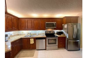 5850 Camino Del Sol 101 Boca Raton, FL 33433 Sold 06/30/23