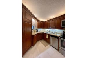 5850 Camino Del Sol 101 Boca Raton, FL 33433 Sold 06/30/23