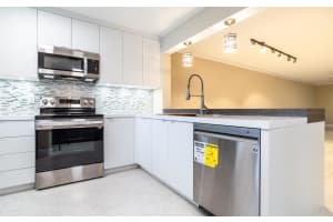 2945 SW 22nd Avenue   202, Delray Beach, FL 33445 Sold 06/08/23